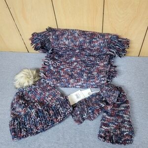 Hat, Scarf and Mittens by Lucky Brand